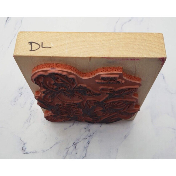 PSX Large Iris Flowers K040 Wood Mounted Rubber Stamp - Picture 2 of 7